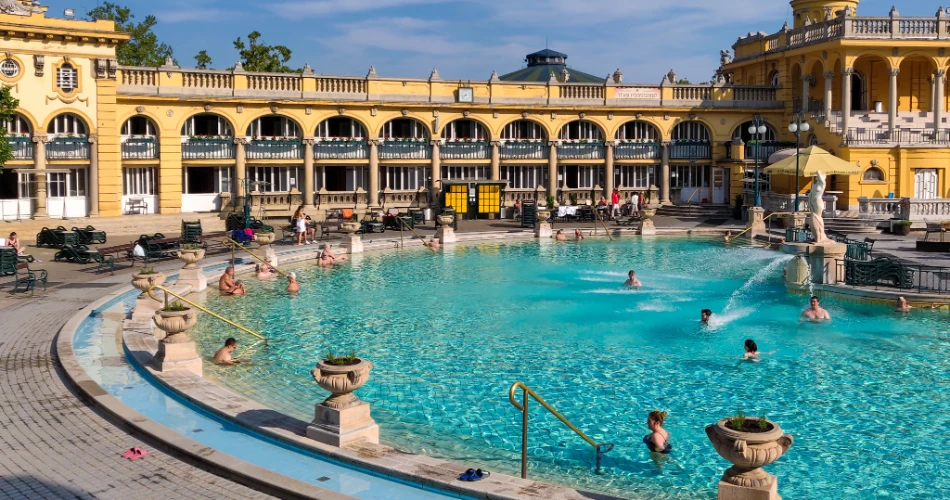Thermal Baths in Budapest: Which One Should You Choose?