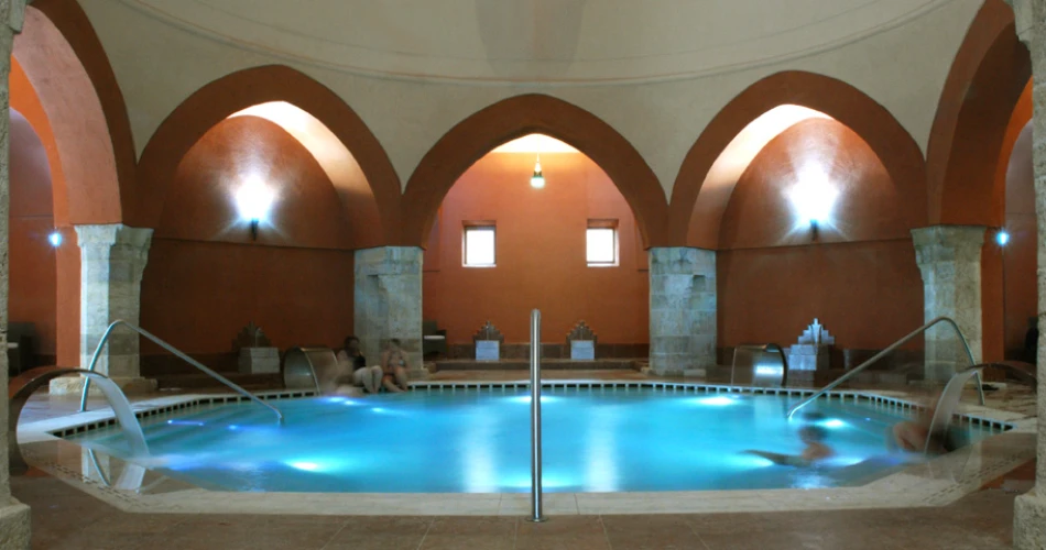 Thermal Baths in Budapest: Which One Should You Choose?