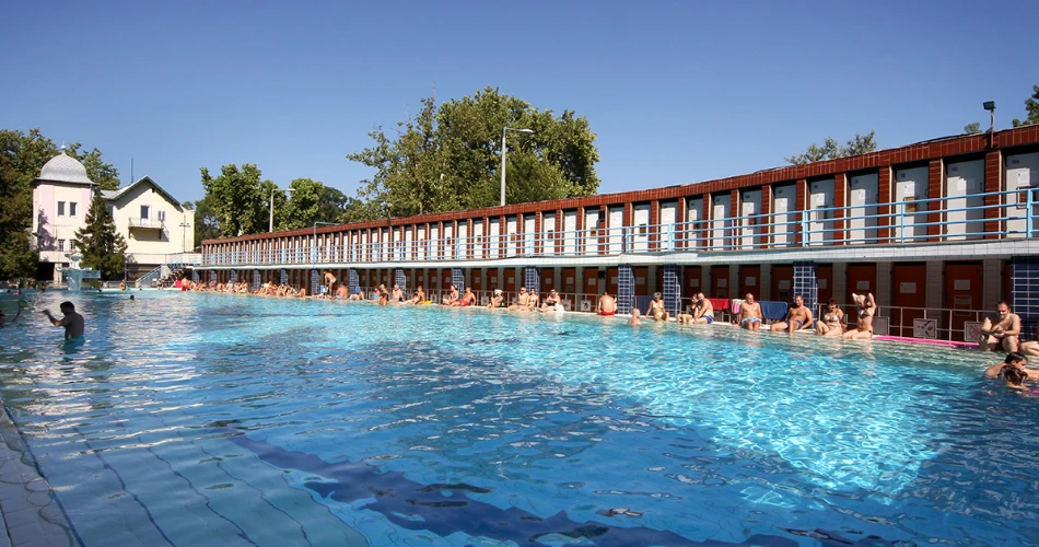 Thermal Baths in Budapest: Which One Should You Choose?