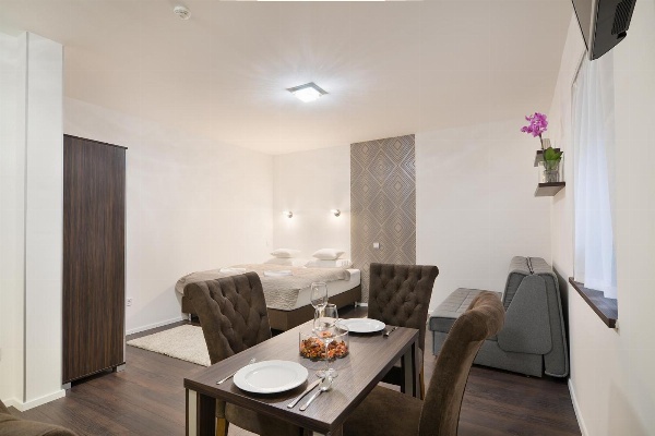 Paulay Downtown Apartments image 1
